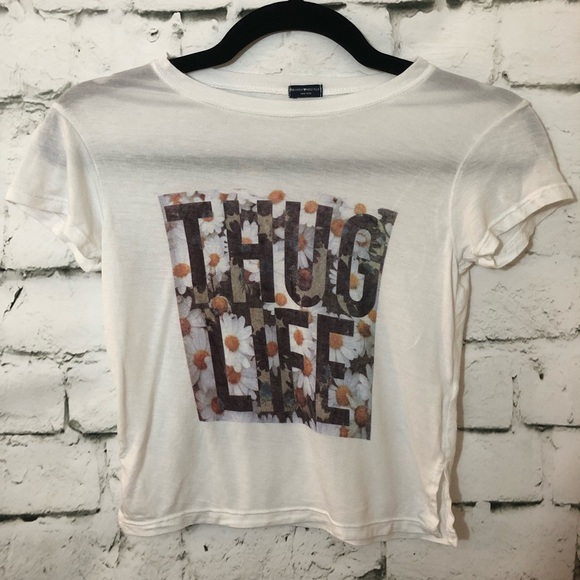Brandy Melville | Thug Life Graphic Top - Picture 2 of 3